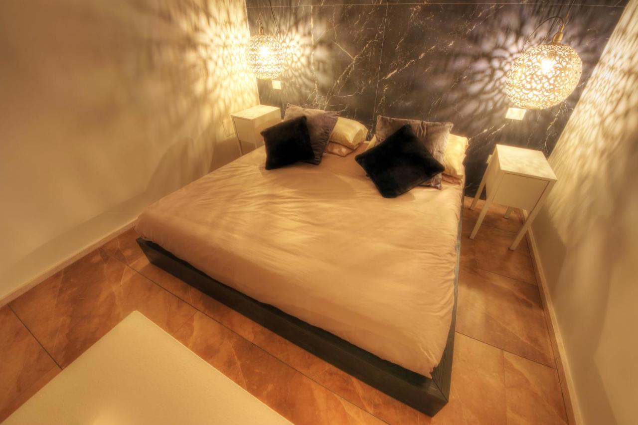 קליארי Urban Central Suites מראה חיצוני תמונה