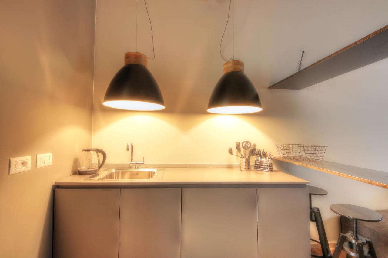 קליארי Urban Central Suites מראה חיצוני תמונה