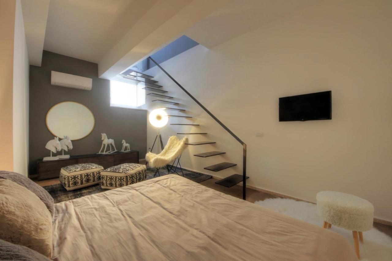קליארי Urban Central Suites מראה חיצוני תמונה